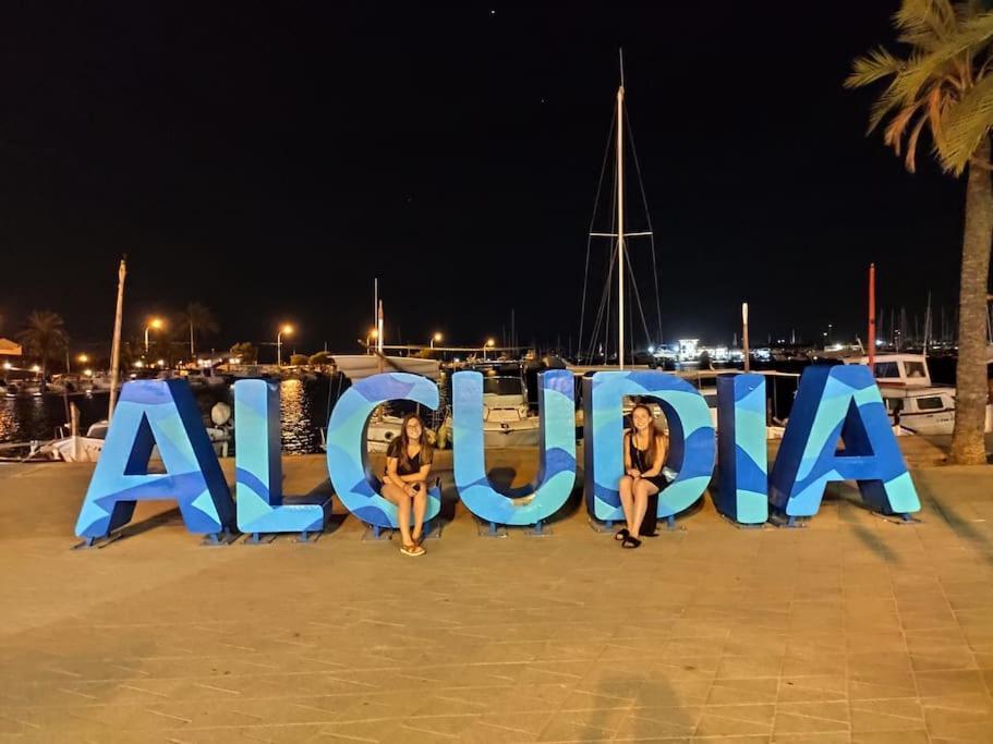Tranquilo Apartamento Con Vistas Al Mar. Port de Alcudia  ภายนอก รูปภาพ