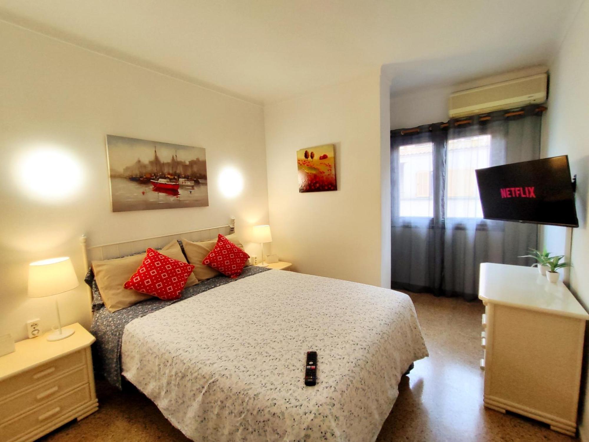 Tranquilo Apartamento Con Vistas Al Mar. Port de Alcudia  ภายนอก รูปภาพ